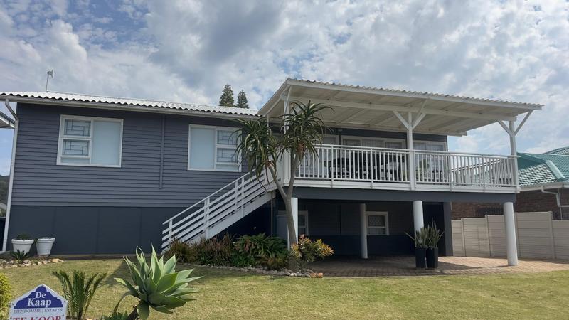 5 Bedroom Property for Sale in Reebok Western Cape